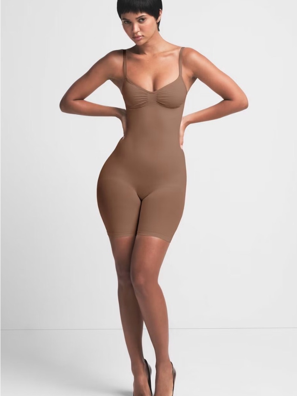 SKIMS Brown Seamless Sculpt with Adjustable Straps